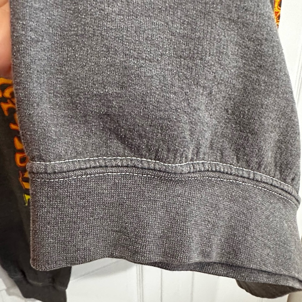 Grateful Dead Halloween 1970 Graphic Sweatshirt in Heather Gray, Size SM/MD (Fit - Picture 7 of 13